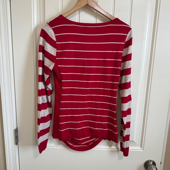 The Limited Red Striped Long Sleeve Top Ruched Knit‎ Sweater Women's Medium - Picture 4 of 6